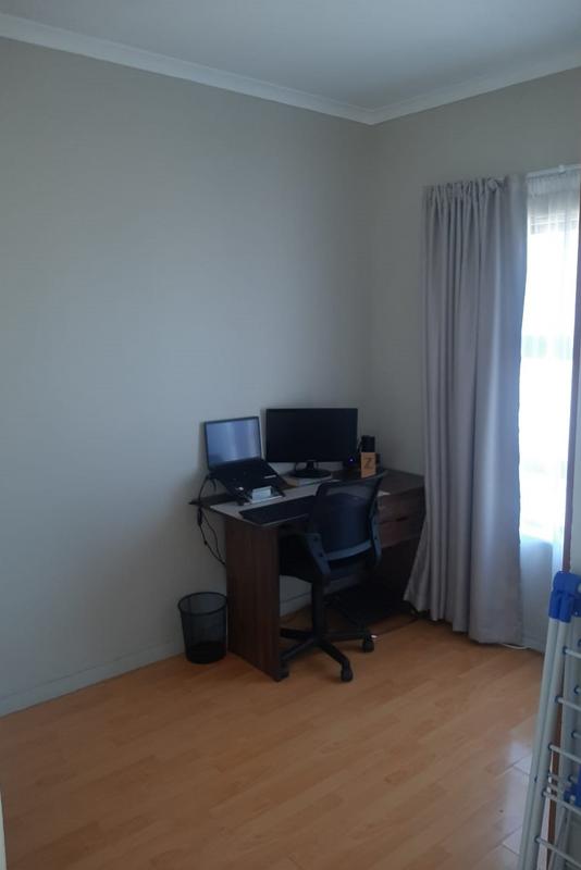 To Let 2 Bedroom Property for Rent in Parklands Western Cape